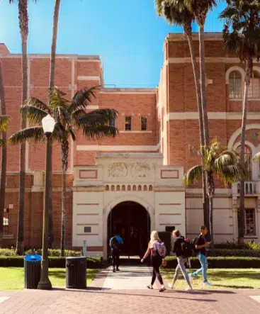 d8df0cad8629979c3e5f9677af09edfa-1